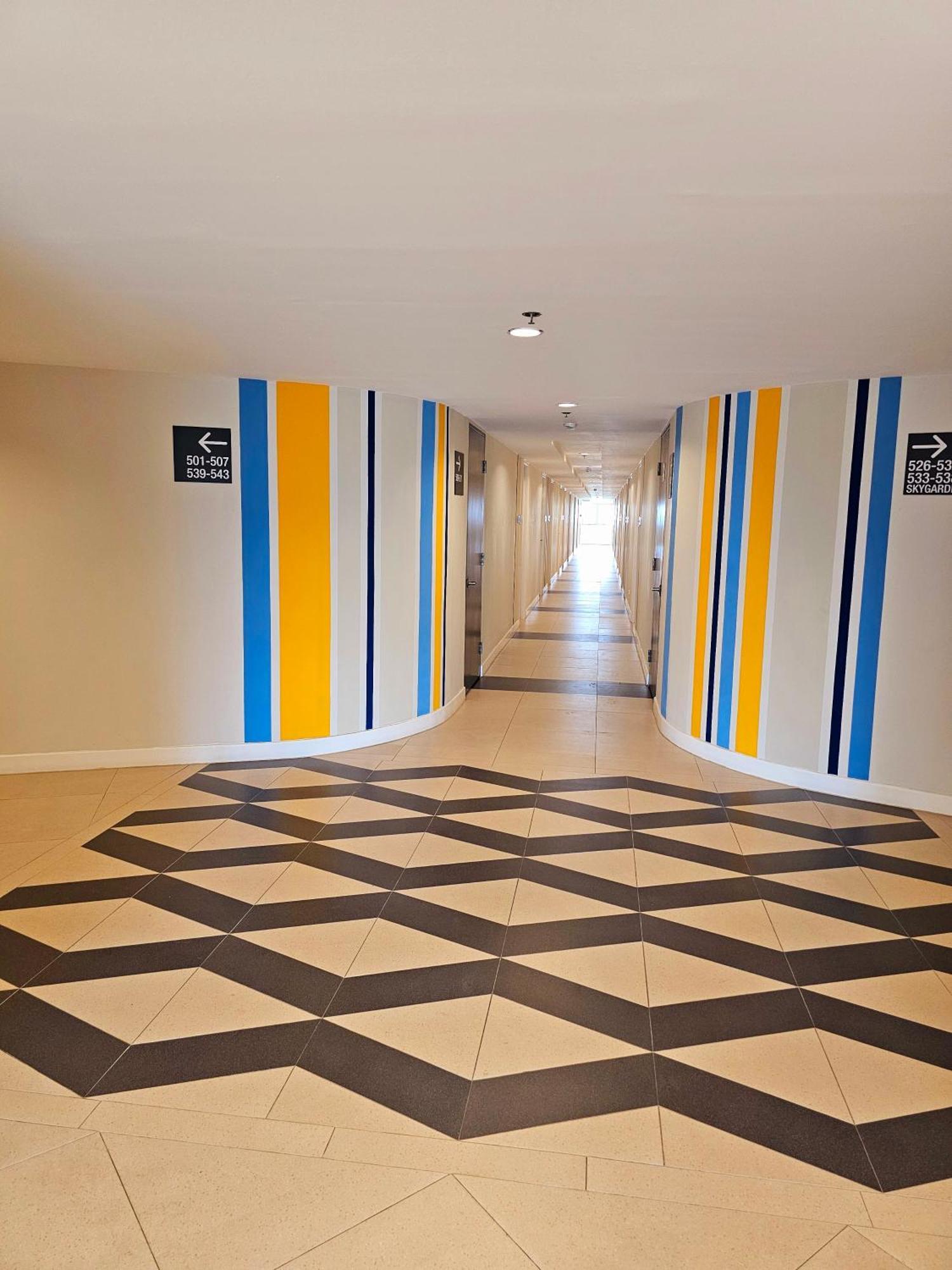 كويزون سيتي Acellyne'S Suites At The Residences At Commonwealth By Century المظهر الخارجي الصورة