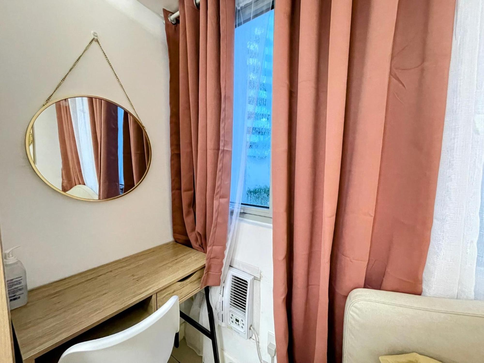 كويزون سيتي Acellyne'S Suites At The Residences At Commonwealth By Century الغرفة الصورة